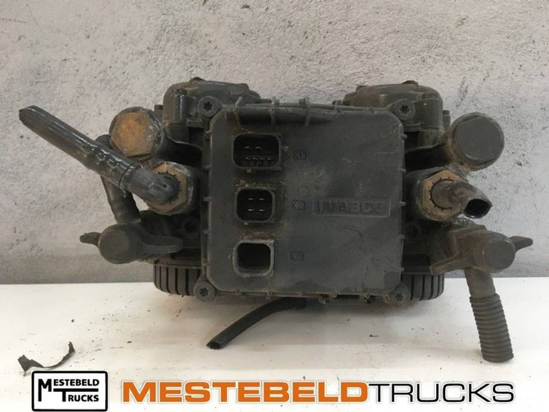 Mercedes-Benz Achterasmodulator - Bagian Rem untuk Truk: gambar 1 Mercedes-Benz Achterasmodulator - Bagian Rem untuk Truk: gambar 1