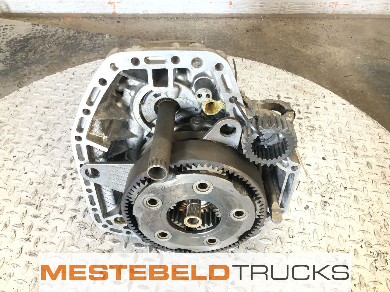 Mercedes-Benz Achtergroep versn bak G155-16 - Gearbox dan bagiannya untuk Truk: gambar 3 Mercedes-Benz Achtergroep versn bak G155-16 - Gearbox dan bagiannya untuk Truk: gambar 3