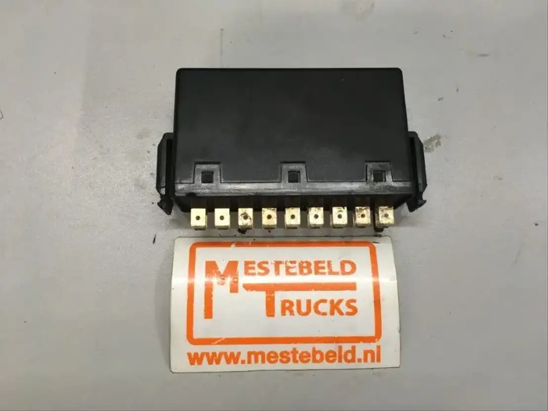 Mercedes-Benz Richtingaanwijzer relais - Sistem listrik untuk Truk: gambar 1 Mercedes-Benz Richtingaanwijzer relais - Sistem listrik untuk Truk: gambar 1