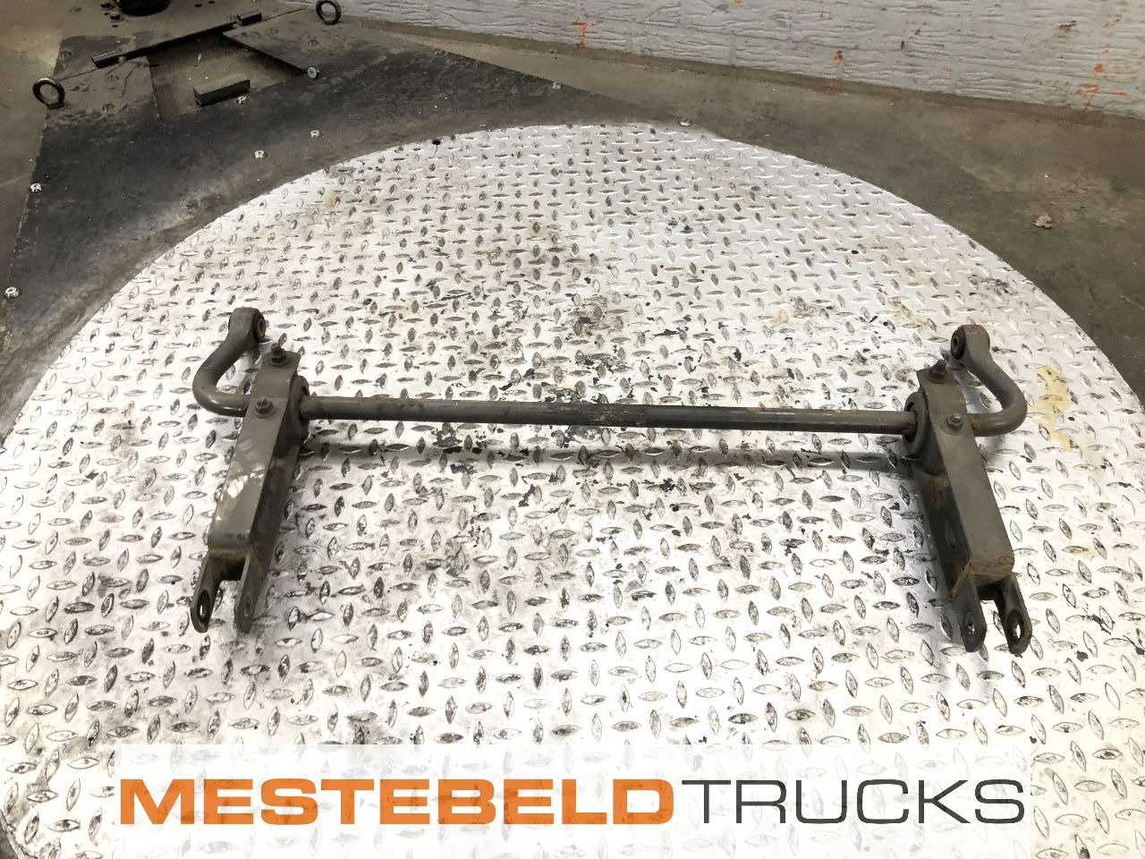 Mercedes-Benz Stabilisator achteras Atego - As roda belakang untuk Truk: gambar 1 Mercedes-Benz Stabilisator achteras Atego - As roda belakang untuk Truk: gambar 1