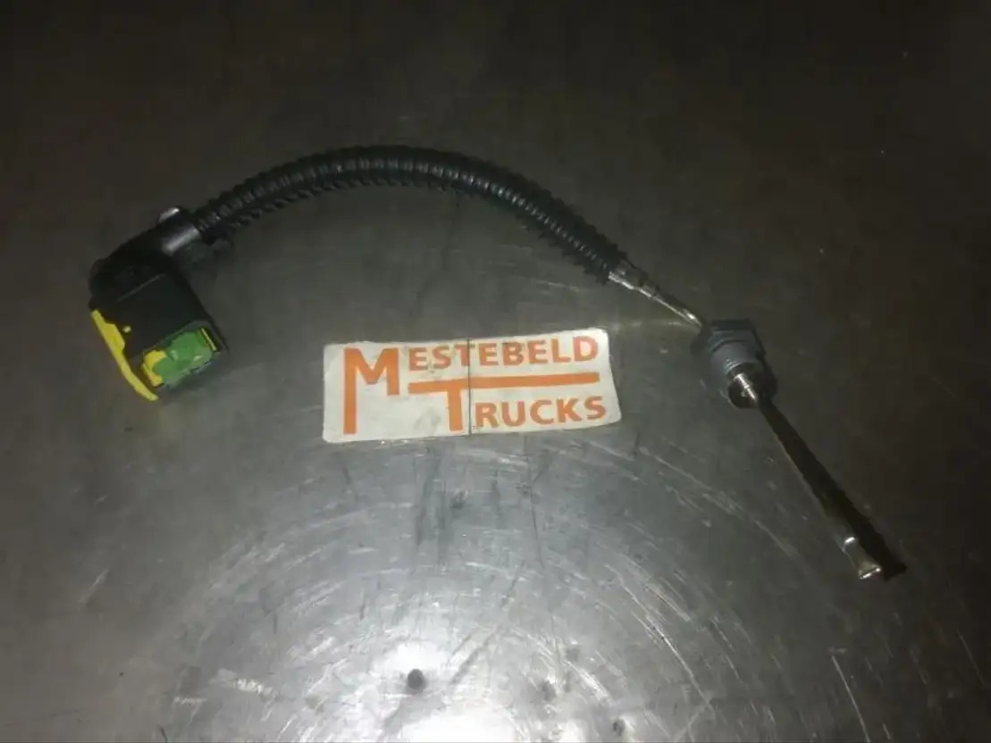 Mercedes-Benz Temperatruursensor Katalysator - Sistem listrik untuk Truk: gambar 1 Mercedes-Benz Temperatruursensor Katalysator - Sistem listrik untuk Truk: gambar 1