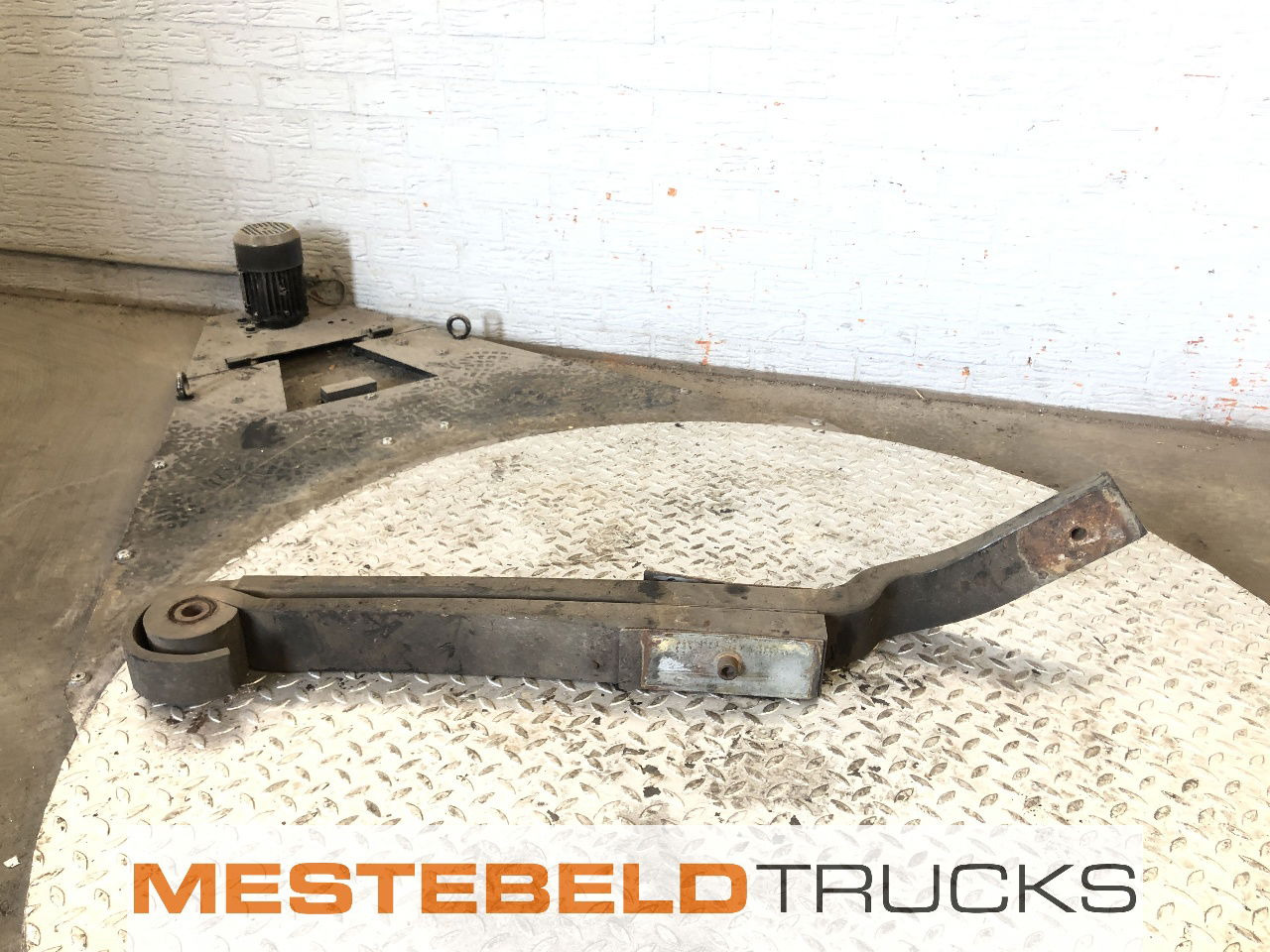 Renault Achterveer link - Bingkai/ Sasis untuk Truk: gambar 1 Renault Achterveer link - Bingkai/ Sasis untuk Truk: gambar 1