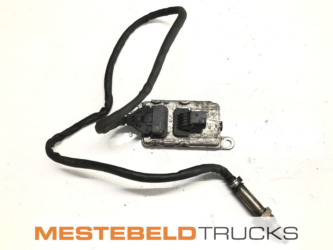 Scania Nox Sensor - Sistem pembuangan untuk Truk: gambar 1 Scania Nox Sensor - Sistem pembuangan untuk Truk: gambar 1