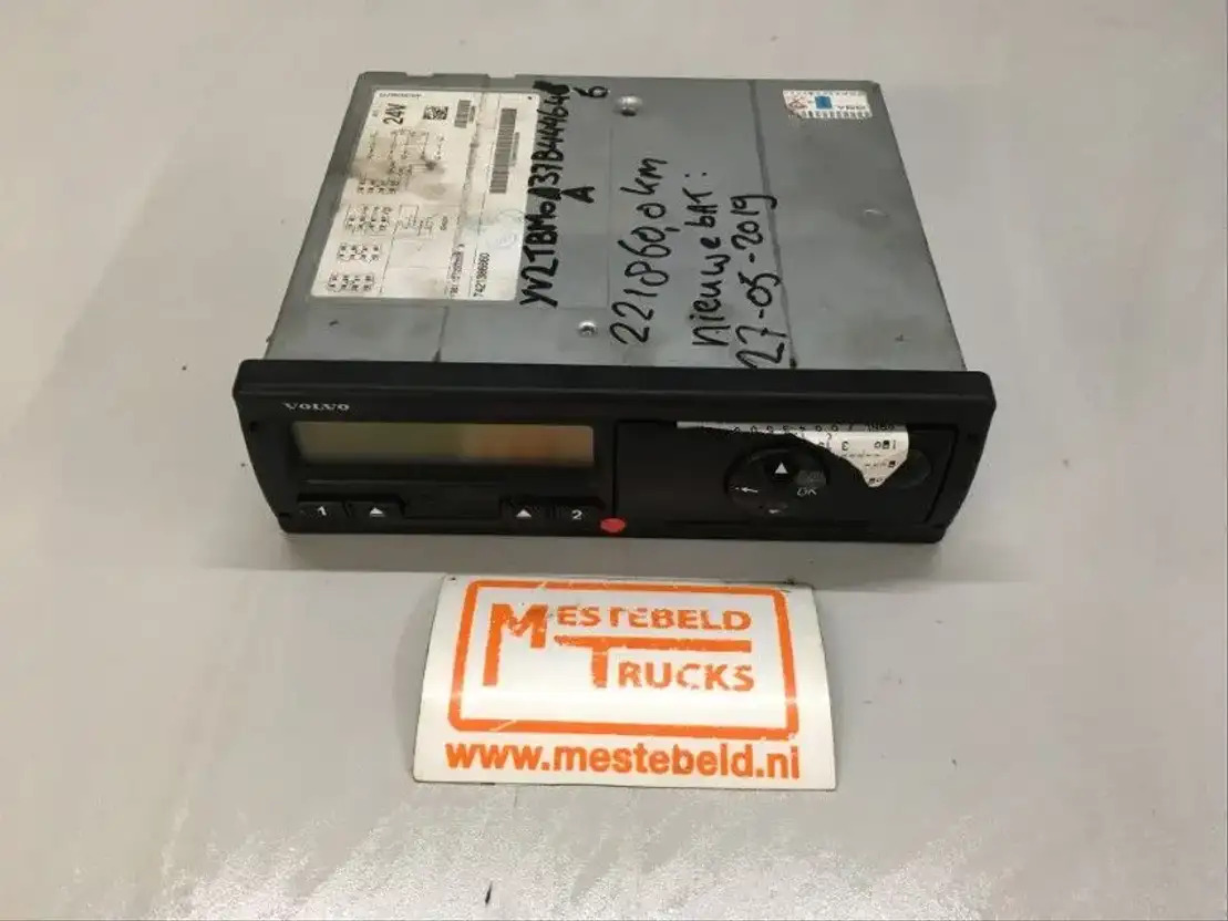Volvo Tachograaf - Kabin dan interior untuk Truk: gambar 1 Volvo Tachograaf - Kabin dan interior untuk Truk: gambar 1