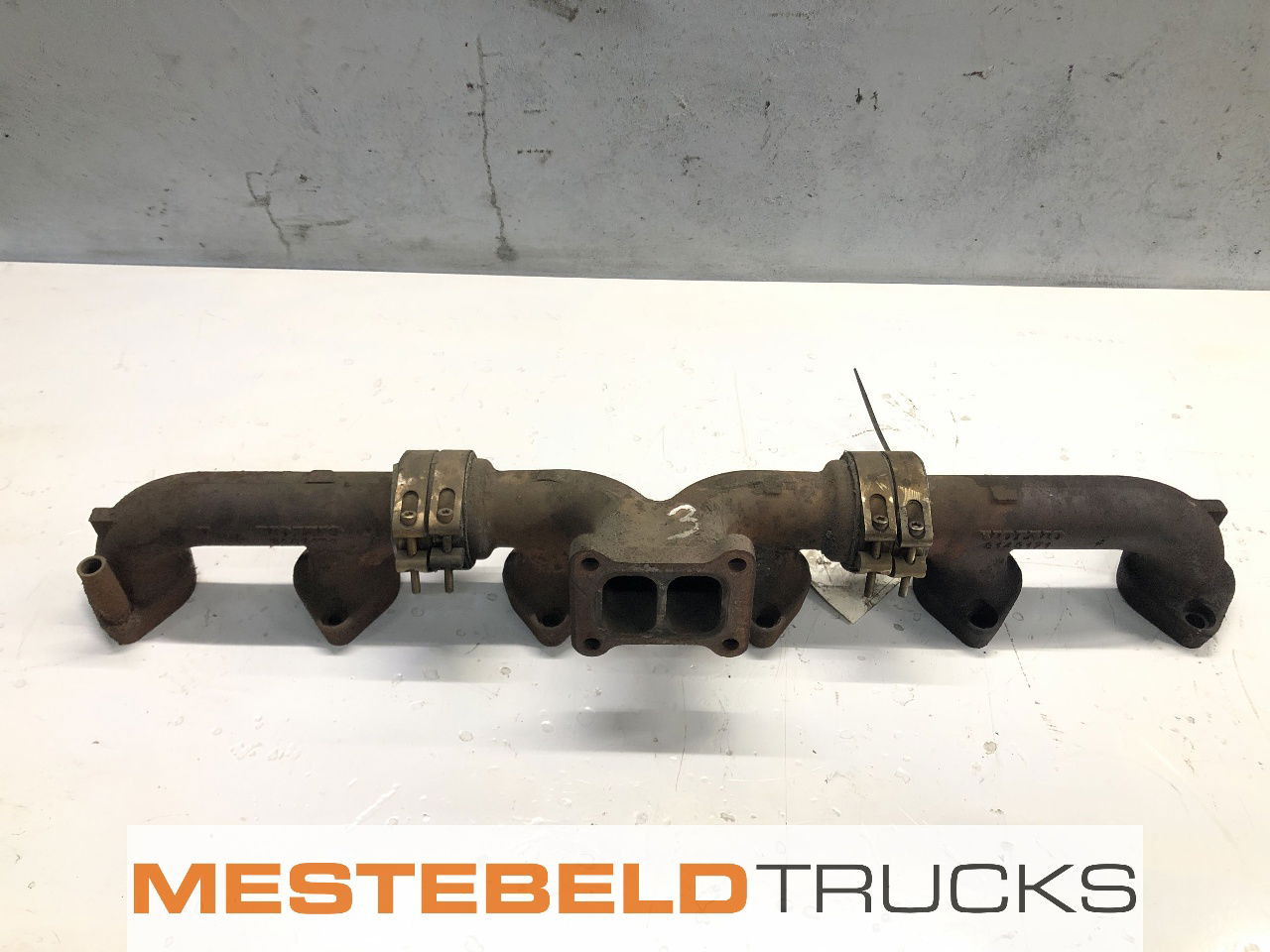 Volvo Uitlaatspruitstuk FM serie - Mesin untuk Truk: gambar 1 Volvo Uitlaatspruitstuk FM serie - Mesin untuk Truk: gambar 1