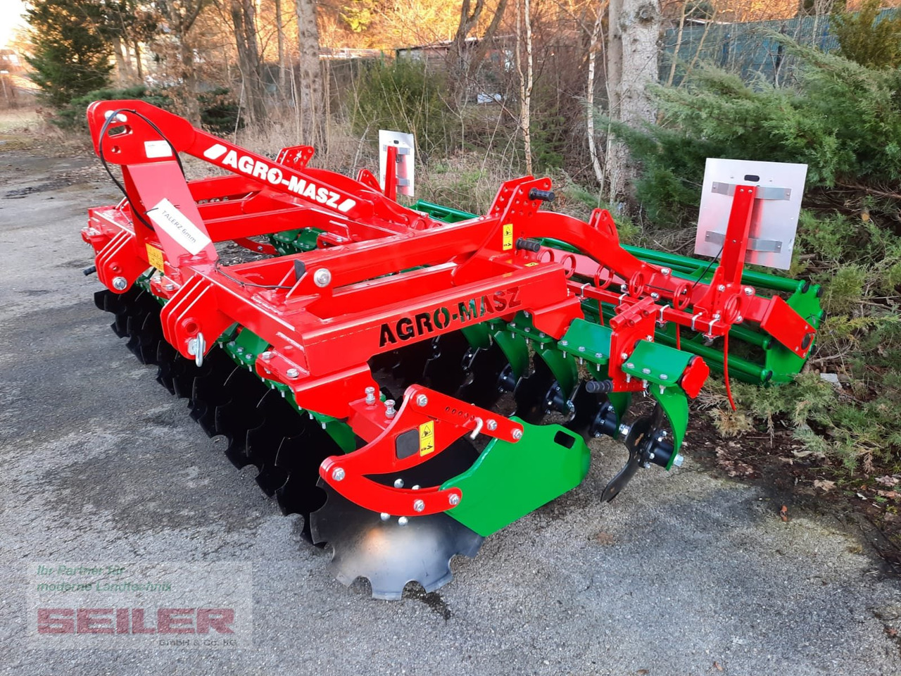 Agro-Masz BT 30 + Rohrstabwalze 500 mm - Garu cakram: gambar 1 Agro-Masz BT 30 + Rohrstabwalze 500 mm - Garu cakram: gambar 1