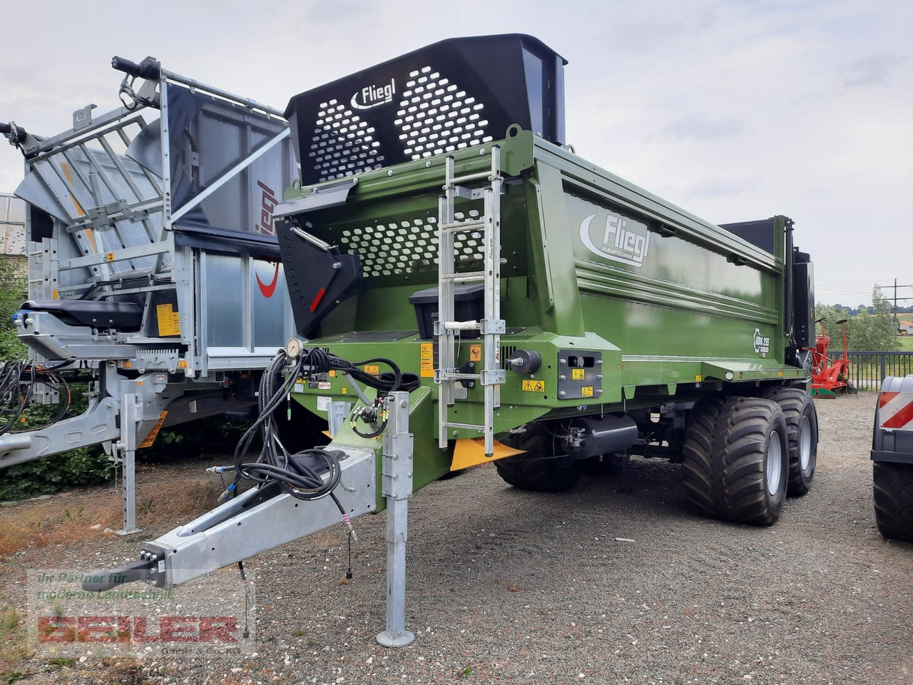 Fliegl KDS 255 Muck Control 14m³ - Penyebar kotoran: gambar 1 Fliegl KDS 255 Muck Control 14m³ - Penyebar kotoran: gambar 1