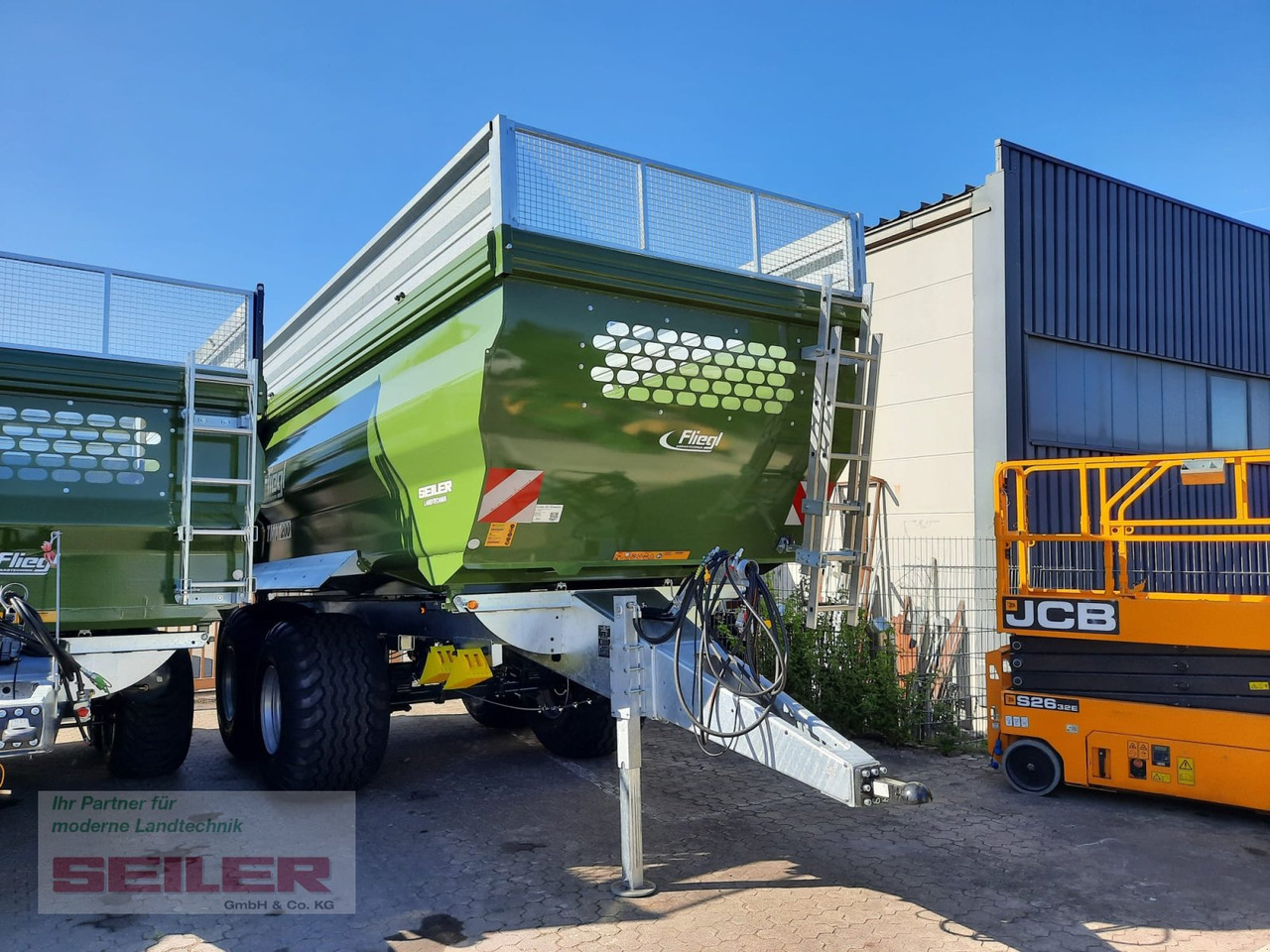 Fliegl TMK 200 FOX 27m³ - Trailer jungkit pertanian/ Tempat sampah: gambar 2 Fliegl TMK 200 FOX 27m³ - Trailer jungkit pertanian/ Tempat sampah: gambar 2