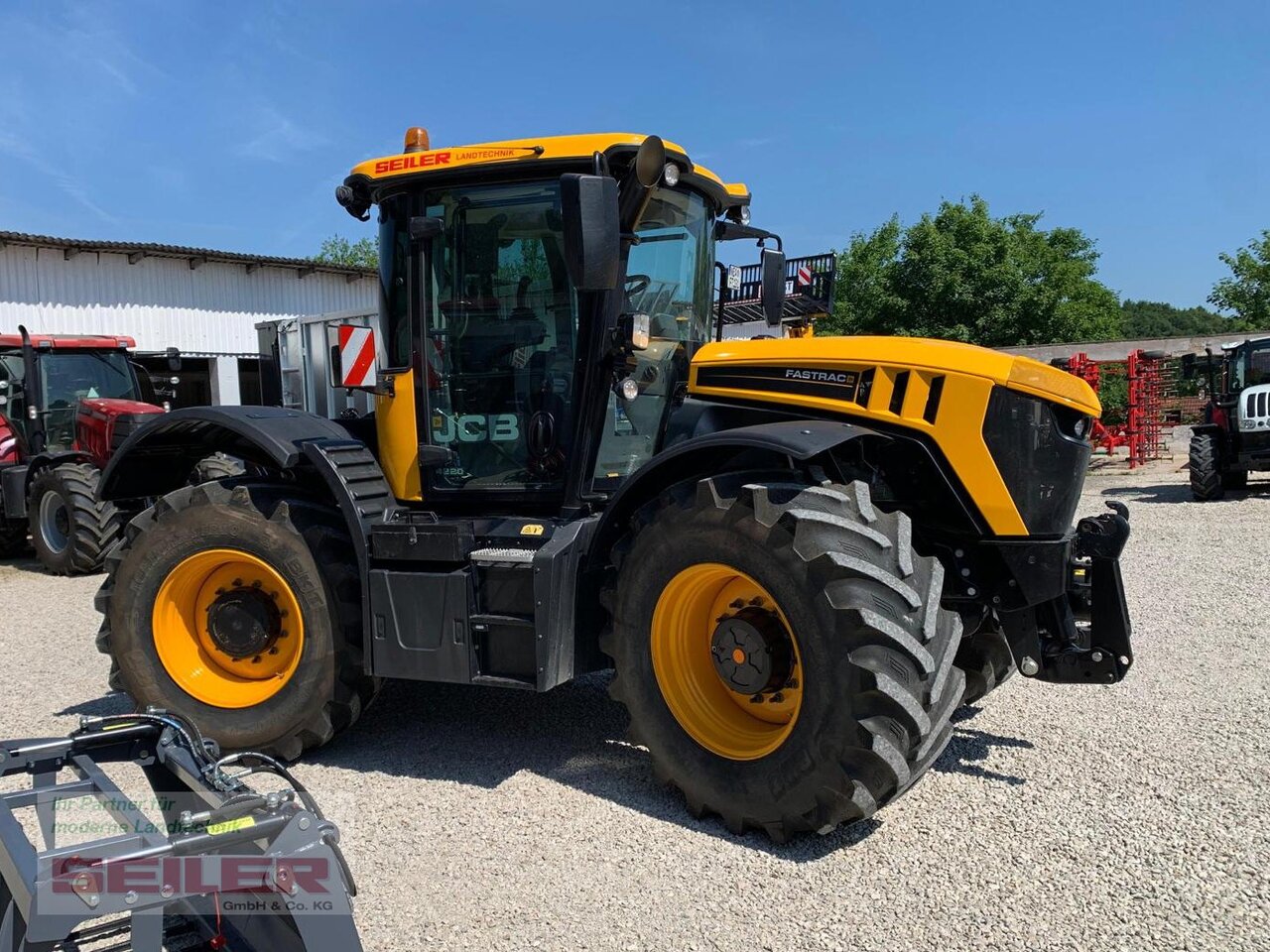 JCB Fastrac 4220 - Traktor: gambar 3 JCB Fastrac 4220 - Traktor: gambar 3