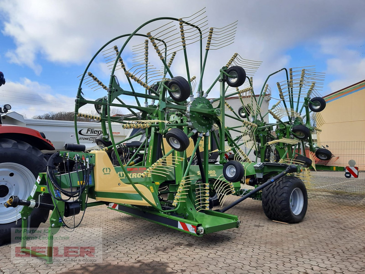Krone Swadro TC 1370 - Tedder/ Menyapu: gambar 1 Krone Swadro TC 1370 - Tedder/ Menyapu: gambar 1