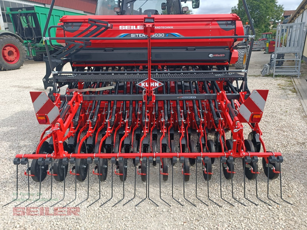 Kuhn HR 3030 D + Sitera 3030-24E - Menggabungkan bor benih: gambar 2 Kuhn HR 3030 D + Sitera 3030-24E - Menggabungkan bor benih: gambar 2