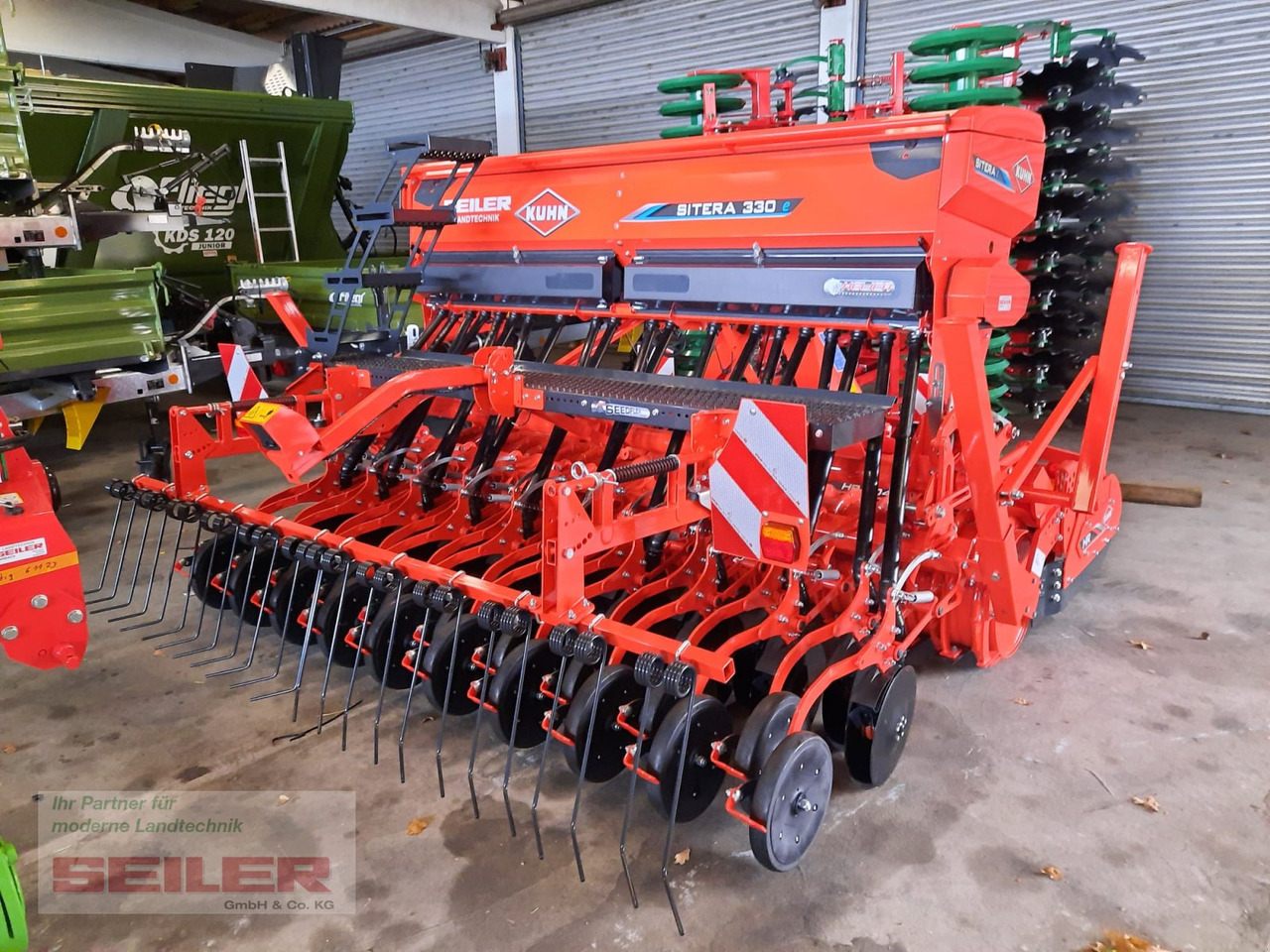 Kuhn HR 304 + Sitera 330-20E - Menggabungkan bor benih: gambar 3 Kuhn HR 304 + Sitera 330-20E - Menggabungkan bor benih: gambar 3
