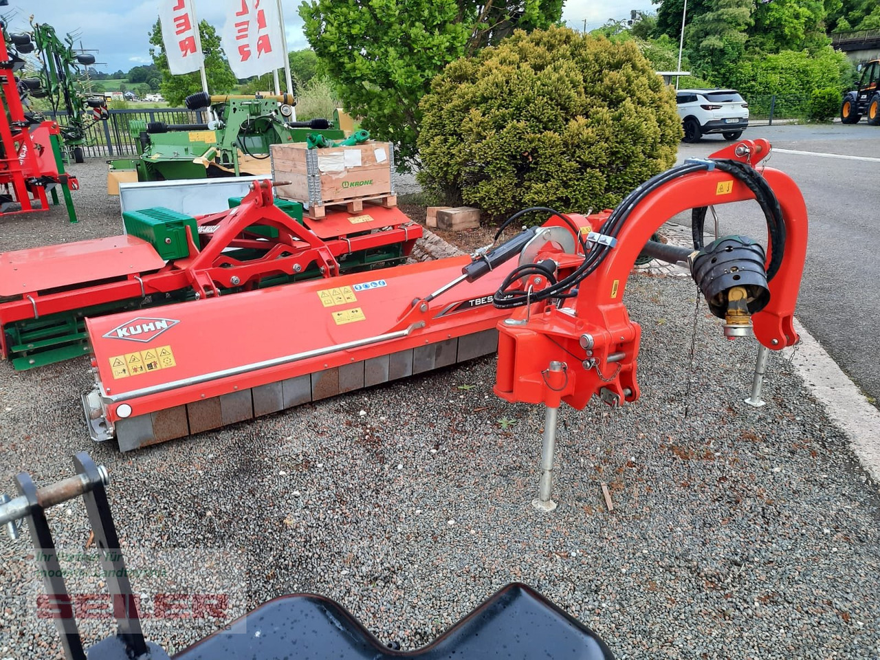 Kuhn TBES 262 Böschungsmulcher - Mesin pemotong chopper/ Mulcher: gambar 1 Kuhn TBES 262 Böschungsmulcher - Mesin pemotong chopper/ Mulcher: gambar 1