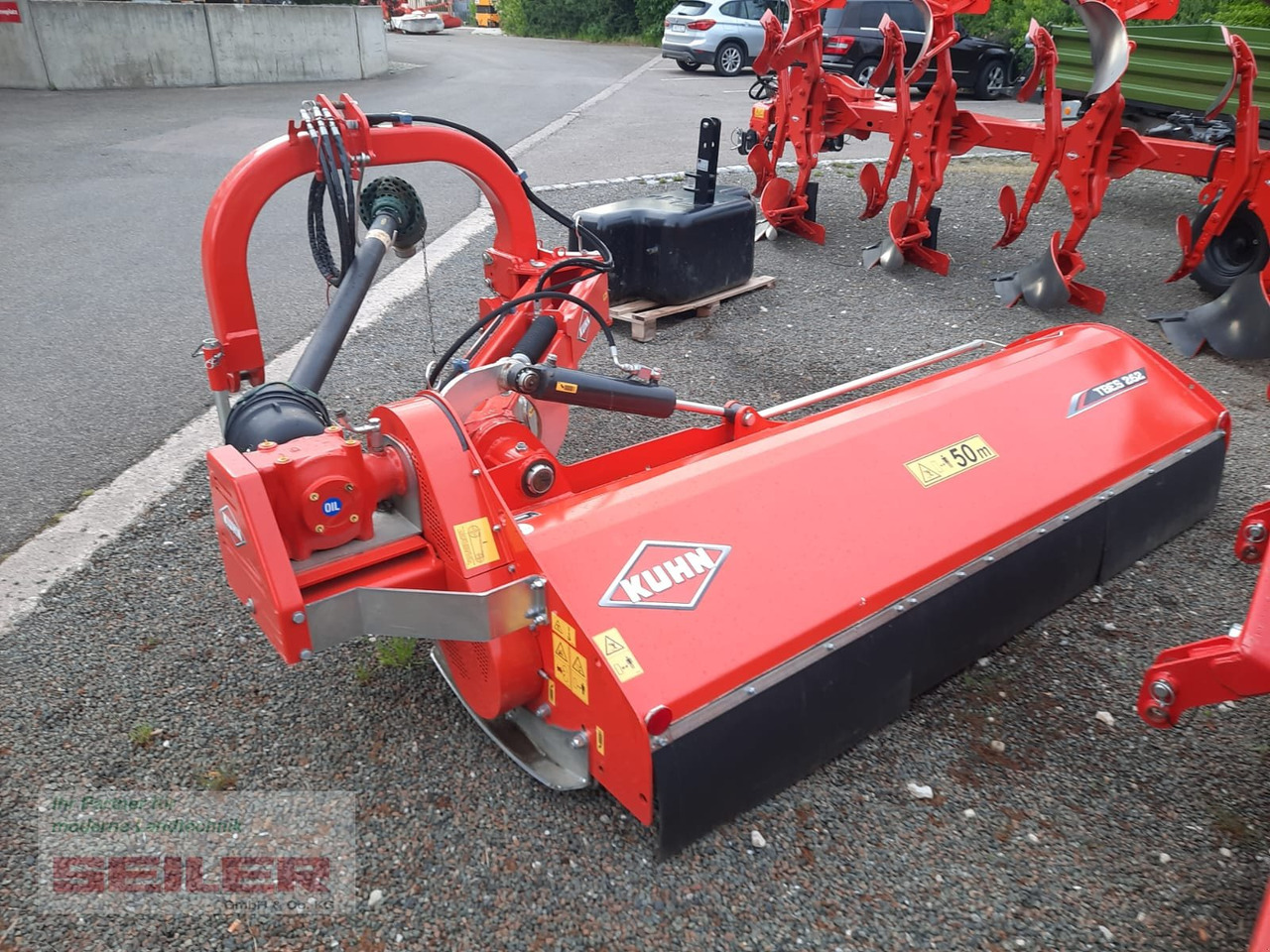Kuhn TBES 262 Böschungsmulcher - Mesin pemotong chopper/ Mulcher: gambar 2 Kuhn TBES 262 Böschungsmulcher - Mesin pemotong chopper/ Mulcher: gambar 2