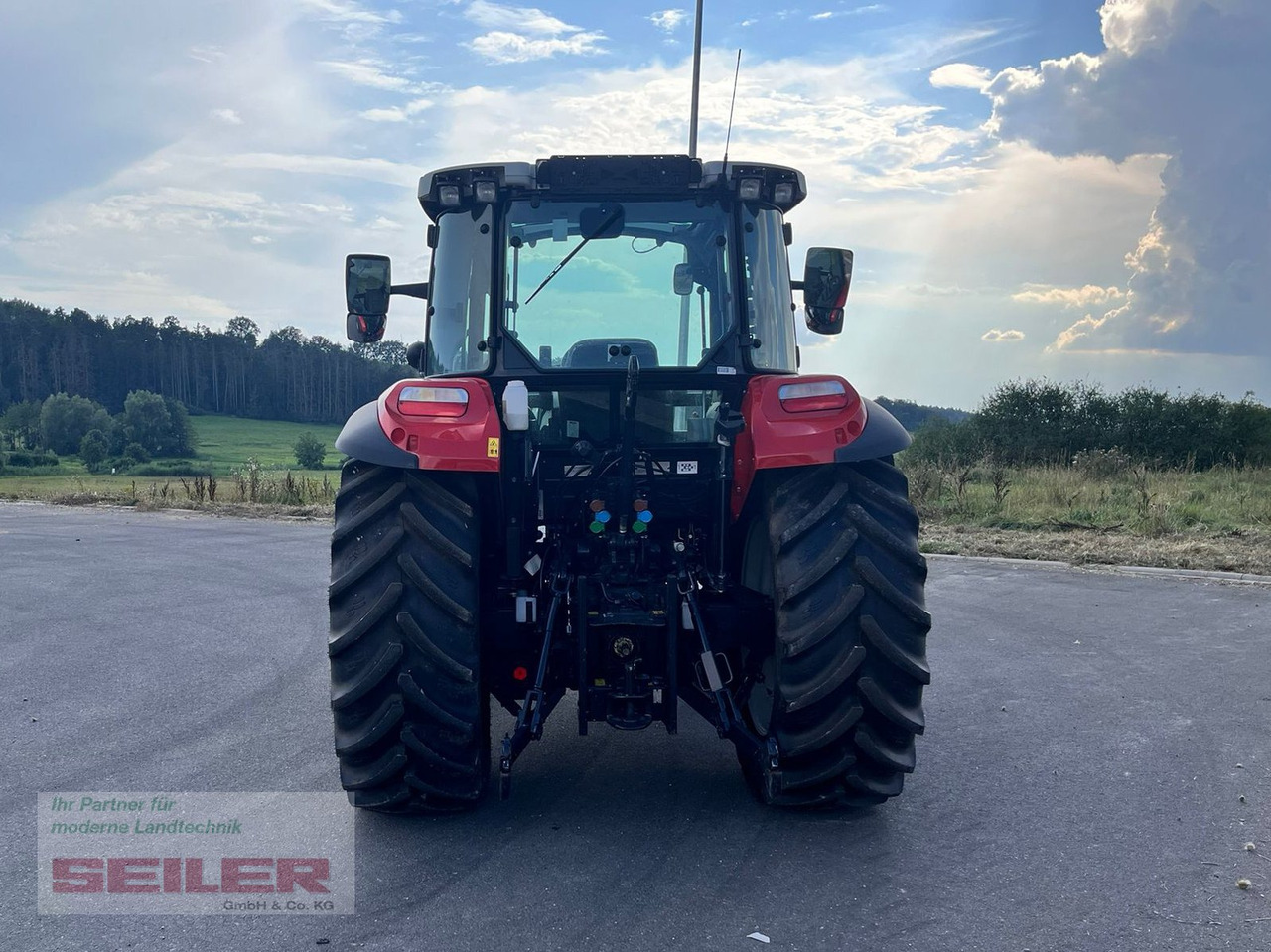 Steyr Kompakt 4075 HILO - Traktor: gambar 4 Steyr Kompakt 4075 HILO - Traktor: gambar 4
