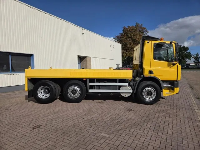 DAF CF 75.250 6x2 Euro 2 Automatic NL-Truck Original KM'S - Truk sasis: gambar 2 DAF CF 75.250 6x2 Euro 2 Automatic NL-Truck Original KM'S - Truk sasis: gambar 2