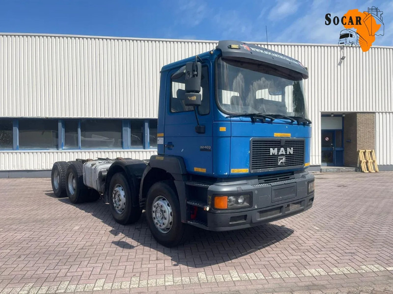 MAN 32.403 8x4 chassis Manual Full Steel - Truk sasis: gambar 1 MAN 32.403 8x4 chassis Manual Full Steel - Truk sasis: gambar 1