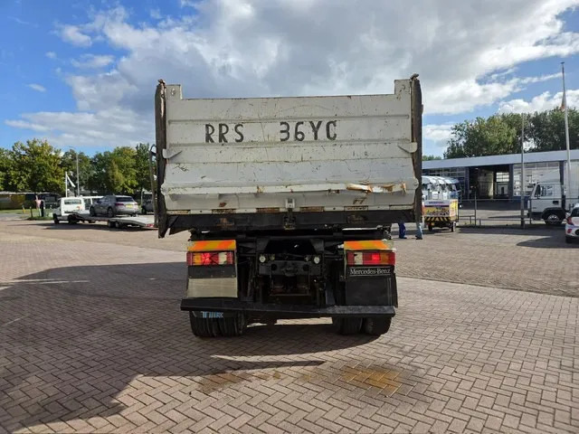 Mercedes-Benz Actros 4143 8X4 TIPPER (THREE PEDALS) - Truk jungkit: gambar 4 Mercedes-Benz Actros 4143 8X4 TIPPER (THREE PEDALS) - Truk jungkit: gambar 4