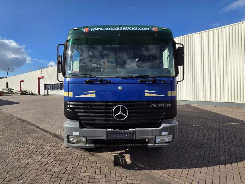 Mercedes-Benz Actros 4143 8X4 TIPPER (THREE PEDALS) - Truk jungkit: gambar 5 Mercedes-Benz Actros 4143 8X4 TIPPER (THREE PEDALS) - Truk jungkit: gambar 5