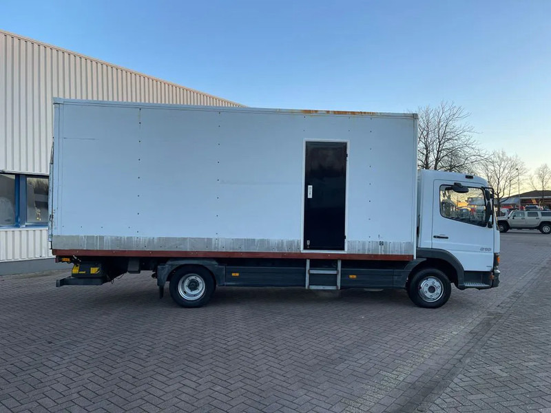 Mercedes-Benz Atego 818 EURO 3 Full Steel Manual Gear-box NL-Truck - Truk box: gambar 2 Mercedes-Benz Atego 818 EURO 3 Full Steel Manual Gear-box NL-Truck - Truk box: gambar 2