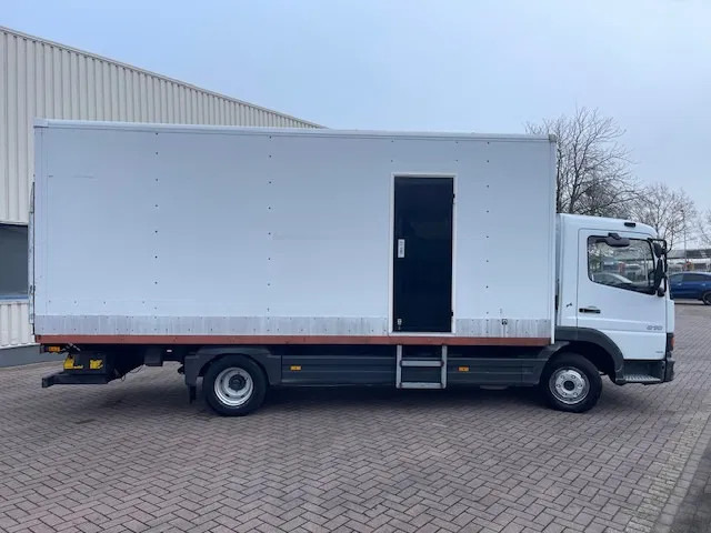 Mercedes-Benz Atego 818 Full Steel EURO 3 Manual gear NL-Truck - Truk box: gambar 3 Mercedes-Benz Atego 818 Full Steel EURO 3 Manual gear NL-Truck - Truk box: gambar 3