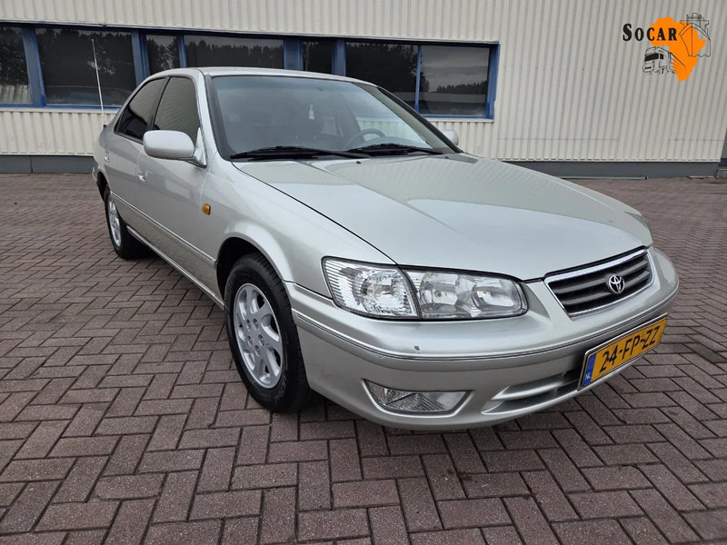 Toyota Camry 3.0 // V6 // 24v // Automaat // leather Seats - Mobil sedan: gambar 1 Toyota Camry 3.0 // V6 // 24v // Automaat // leather Seats - Mobil sedan: gambar 1