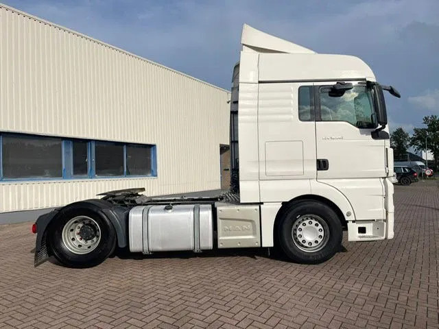 MAN TGX 18.480 Euro 6 Retarder 2 tanks - Tractor head: gambar 2 MAN TGX 18.480 Euro 6 Retarder 2 tanks - Tractor head: gambar 2