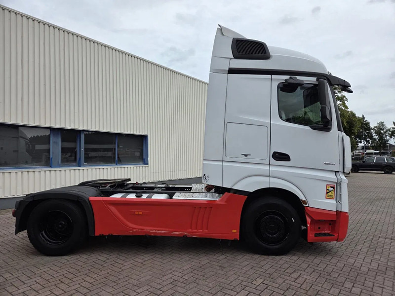 Mercedes-Benz Actros 1845 Retarder 2x tanks Automatic - Tractor head: gambar 2 Mercedes-Benz Actros 1845 Retarder 2x tanks Automatic - Tractor head: gambar 2