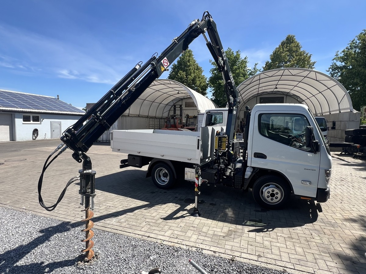 FUSO 3S15 Alu Pritsche 2.80m Ladekran Bohrgerät - Van flatbed: gambar 1 FUSO 3S15 Alu Pritsche 2.80m Ladekran Bohrgerät - Van flatbed: gambar 1