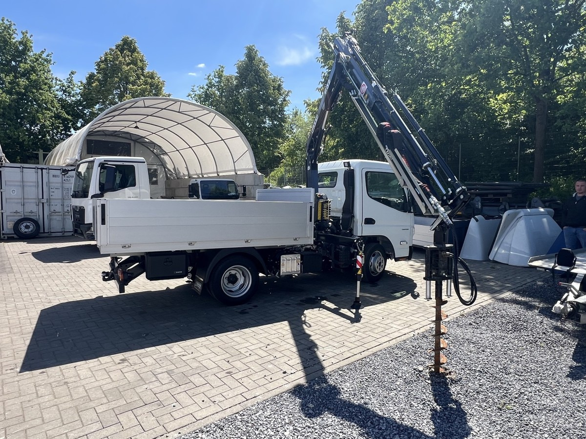 FUSO 3S15 Alu Pritsche 2.80m Ladekran Bohrgerät - Van flatbed: gambar 2 FUSO 3S15 Alu Pritsche 2.80m Ladekran Bohrgerät - Van flatbed: gambar 2