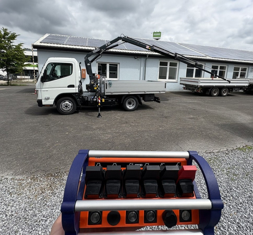 FUSO 3S15 Alu Pritsche 2.80m Ladekran Funk! sofort ve - Truk derek, Truk flatbed: gambar 5 FUSO 3S15 Alu Pritsche 2.80m Ladekran Funk! sofort ve - Truk derek, Truk flatbed: gambar 5