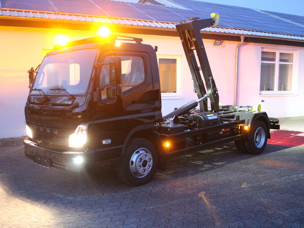 FUSO Canter FUSO 9C18 City Abrollkipper Hooklift Bla - Hook lift, Truk derek: gambar 1 FUSO Canter FUSO 9C18 City Abrollkipper Hooklift Bla - Hook lift, Truk derek: gambar 1
