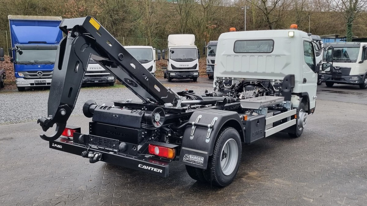 FUSO Canter FUSO 9C18 Duonic City Abrollkipper - Hook lift: gambar 5 FUSO Canter FUSO 9C18 Duonic City Abrollkipper - Hook lift: gambar 5