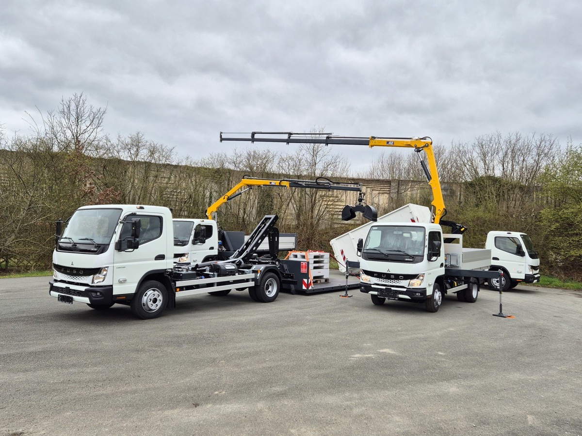 Leasing FUSO FUSO 9C18 40km/h City Abrollkipper WLF Swiss CH FUSO FUSO 9C18 40km/h City Abrollkipper WLF Swiss CH: gambar 19 Leasing FUSO FUSO 9C18 40km/h City Abrollkipper WLF Swiss CH FUSO FUSO 9C18 40km/h City Abrollkipper WLF Swiss CH: gambar 19