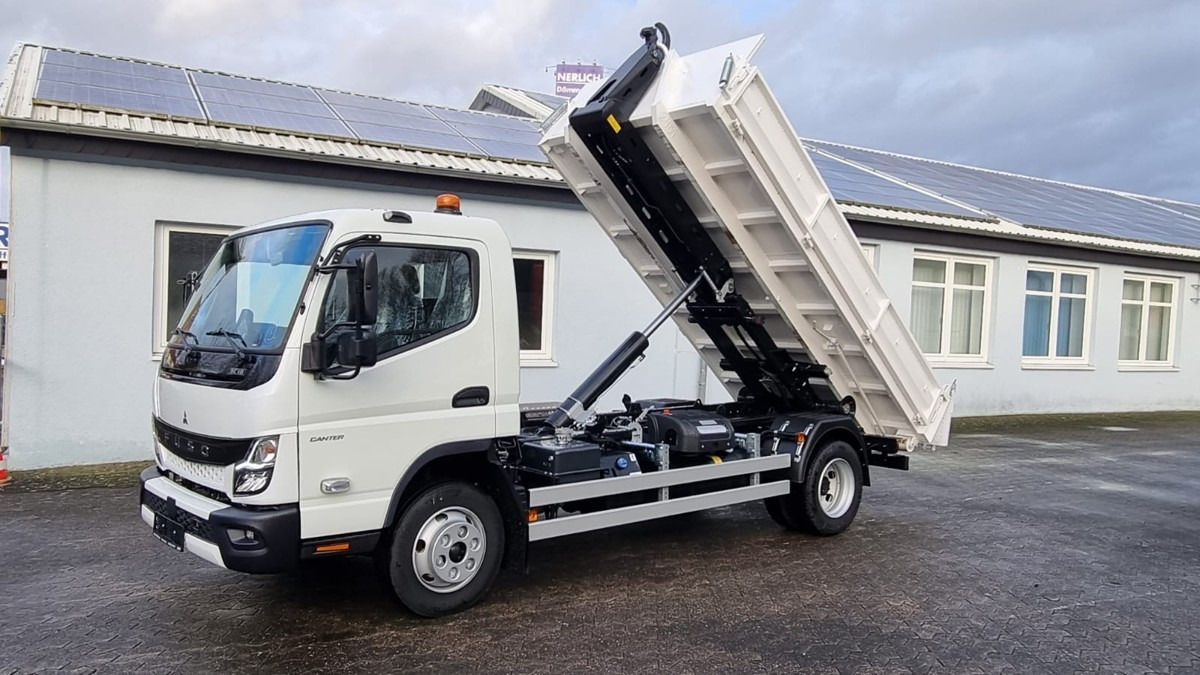 FUSO FUSO 9C18 Duonic City Abrollkipper AHK - Hook lift: gambar 1 FUSO FUSO 9C18 Duonic City Abrollkipper AHK - Hook lift: gambar 1
