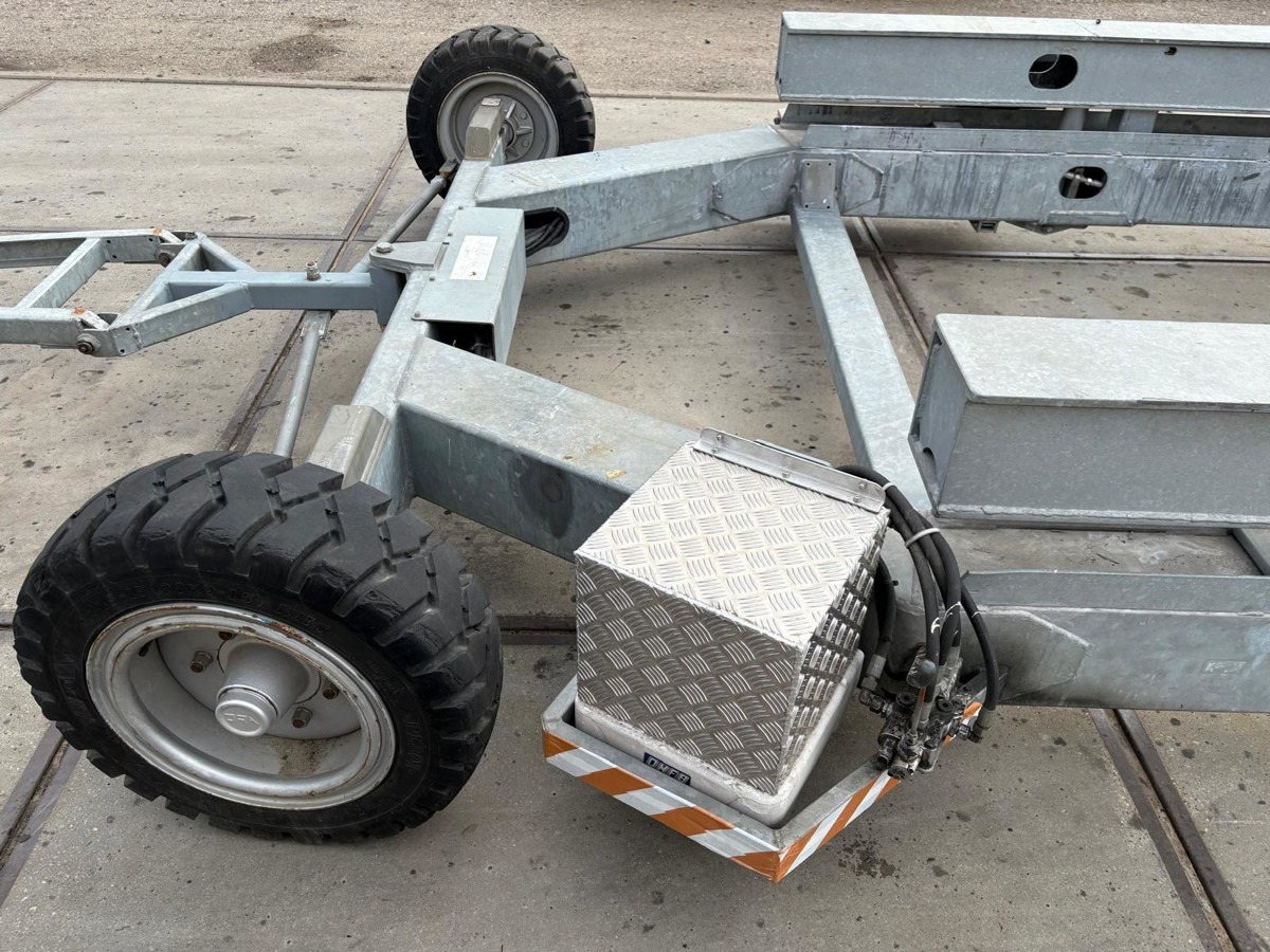 HARBECK Hafentrailer Harbeck LTS200 20t - Trailer perahu: gambar 5 HARBECK Hafentrailer Harbeck LTS200 20t - Trailer perahu: gambar 5