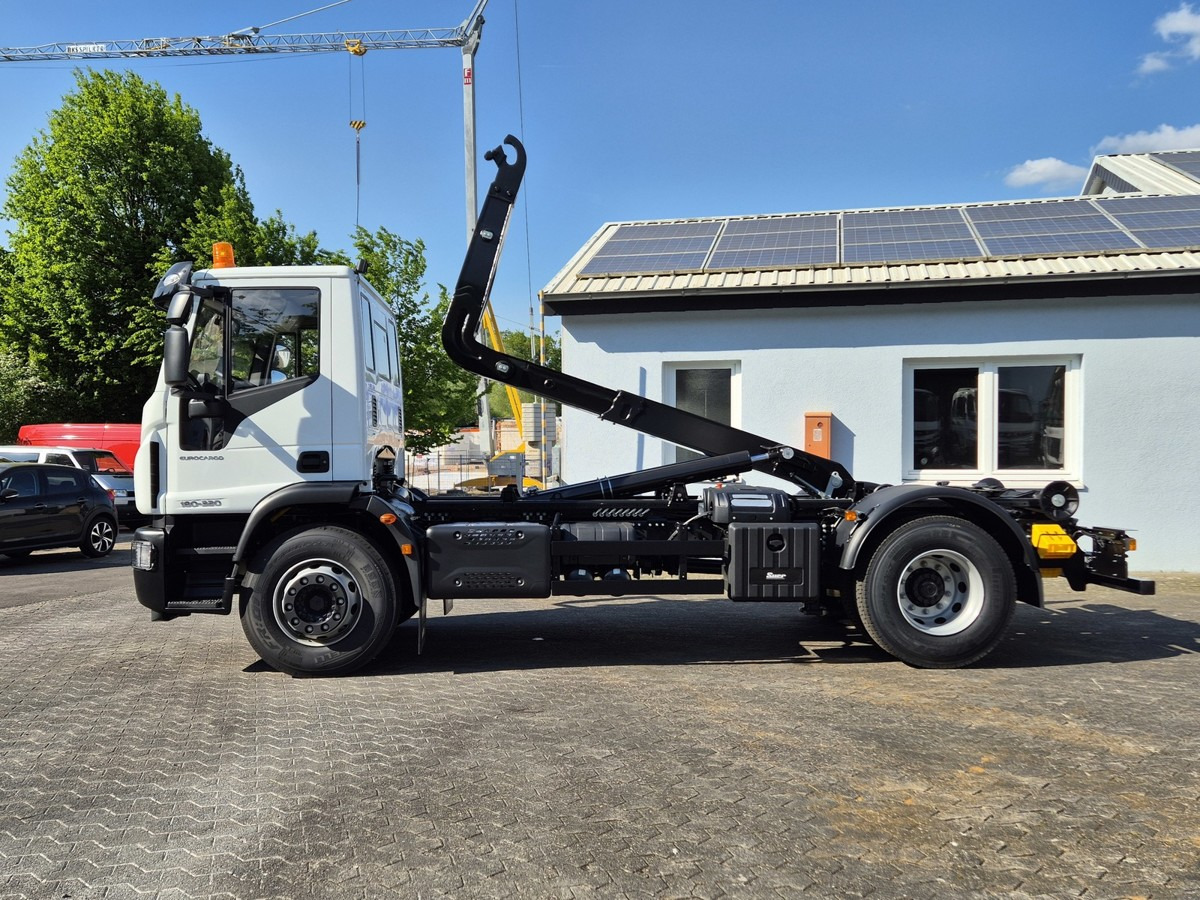 IVECO Euro Cargo 180E32 4x2 Abrollkipper Knick / Tele - Hook lift: gambar 3 IVECO Euro Cargo 180E32 4x2 Abrollkipper Knick / Tele - Hook lift: gambar 3
