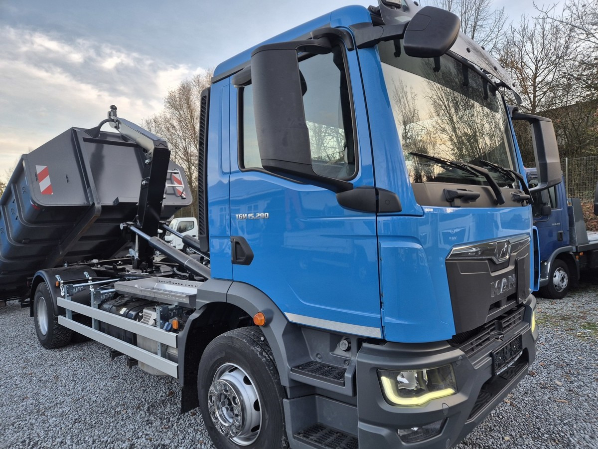 MAN TGM 15.290 BL Tipmatic Abrollkipper Mod.2021 - Hook lift: gambar 2 MAN TGM 15.290 BL Tipmatic Abrollkipper Mod.2021 - Hook lift: gambar 2