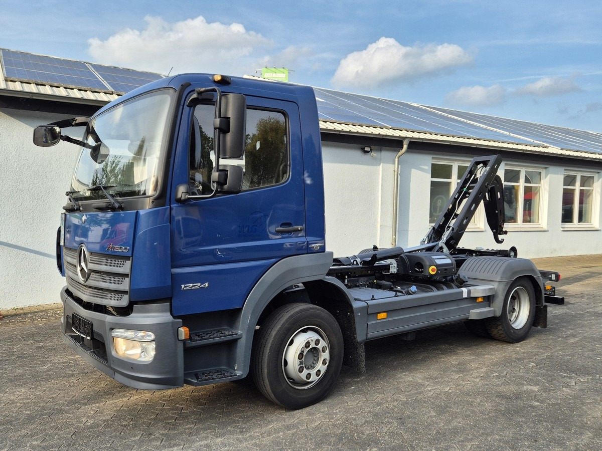 MERCEDES-BENZ 1224 L Atego City Abrollkipper NEU AHK Euro 6 - Hook lift: gambar 4 MERCEDES-BENZ 1224 L Atego City Abrollkipper NEU AHK Euro 6 - Hook lift: gambar 4