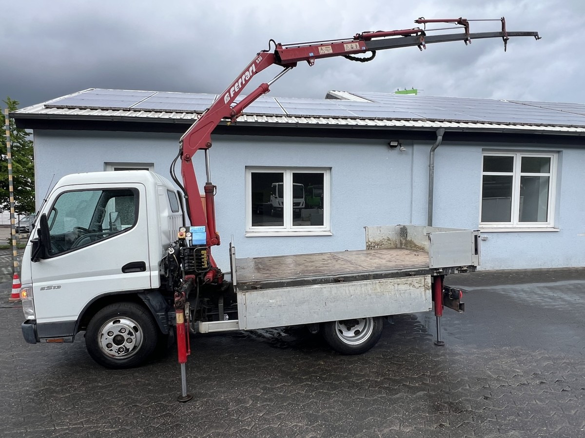 MITSUBISHI Canter 5S13 m. Ladekran Ferrari 530 3xhydr1xmech - Van flatbed: gambar 2 MITSUBISHI Canter 5S13 m. Ladekran Ferrari 530 3xhydr1xmech - Van flatbed: gambar 2