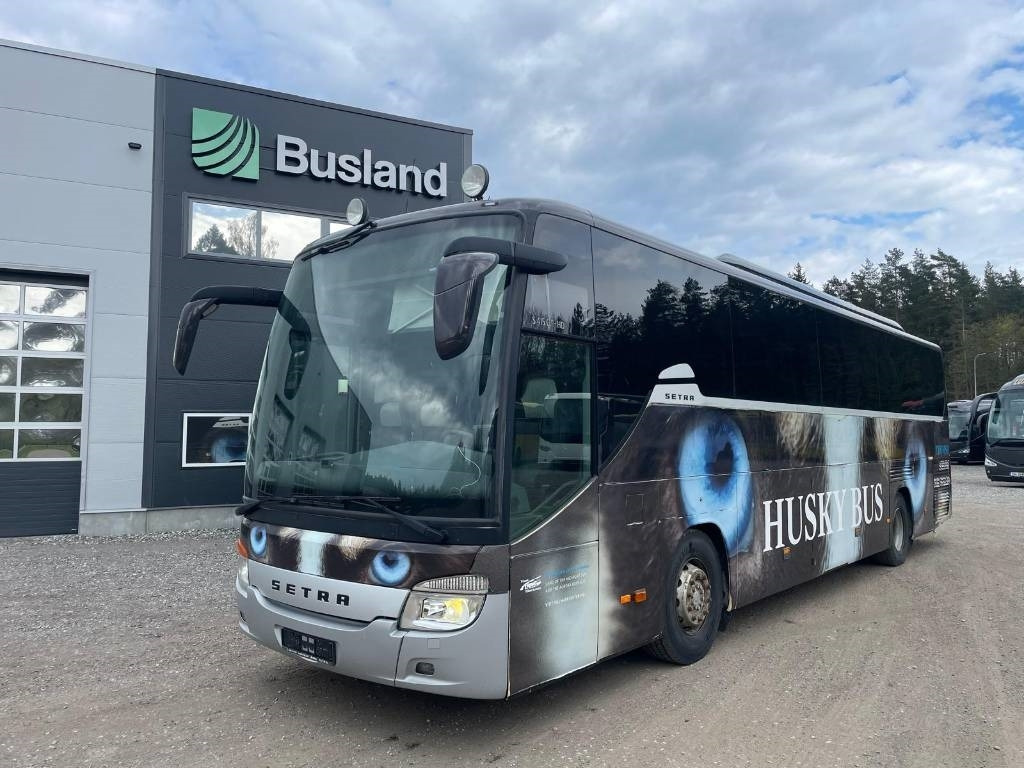 Setra S 415 GT HD - Bus pariwisata: gambar 1 Setra S 415 GT HD - Bus pariwisata: gambar 1
