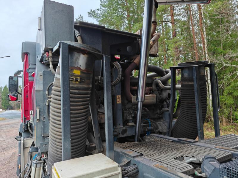 Penyapu jalan Beam S12000 Volvo FM410: gambar 13 Penyapu jalan Beam S12000 Volvo FM410: gambar 13