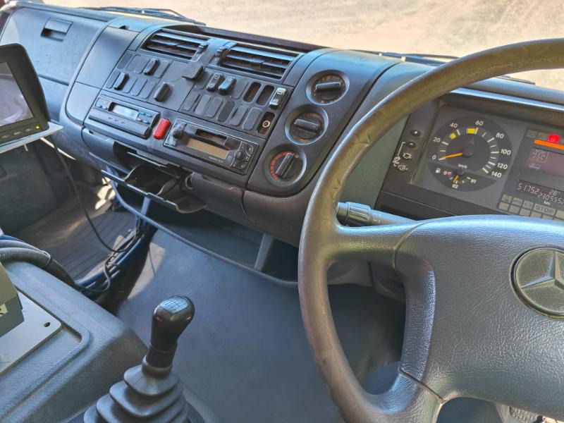 Bucher Cityfant 60 MB Atego - Penyapu jalan: gambar 5 Bucher Cityfant 60 MB Atego - Penyapu jalan: gambar 5