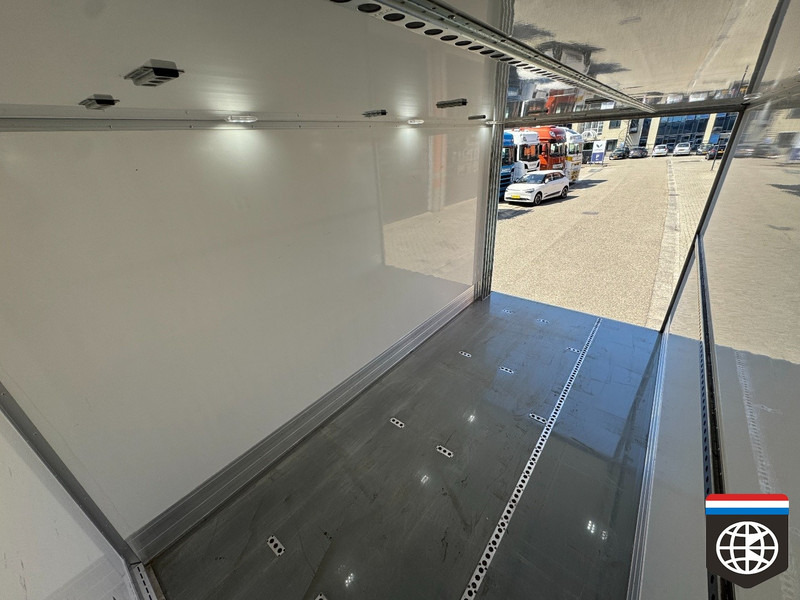 Mercedes-Benz Sprinter - Van box: gambar 3 Mercedes-Benz Sprinter - Van box: gambar 3