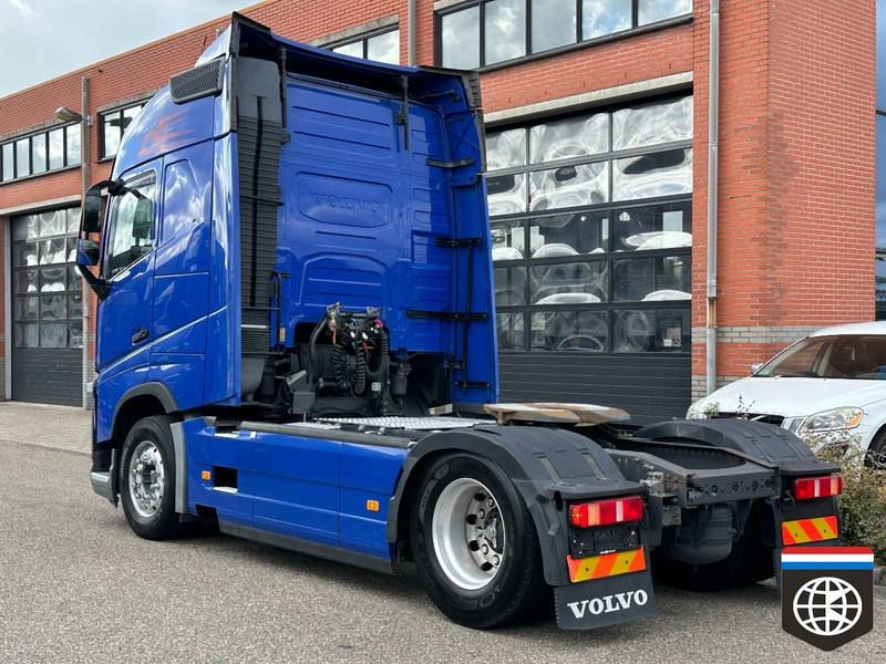 Volvo FH 460 CHASSIS: JB / FULL SPOILER / LOW KM - Tractor head: gambar 4 Volvo FH 460 CHASSIS: JB / FULL SPOILER / LOW KM - Tractor head: gambar 4