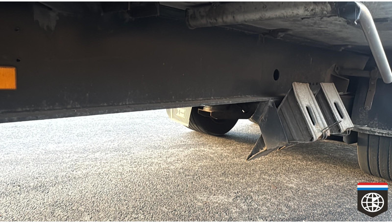 Van Eck UT-3 AIR FREIGHT - VOLUME MULTI TEMP - DATALOG - 3x BPW 1x LIFT - Semi-trailer berpendingin: gambar 5 Van Eck UT-3 AIR FREIGHT - VOLUME MULTI TEMP - DATALOG - 3x BPW 1x LIFT - Semi-trailer berpendingin: gambar 5