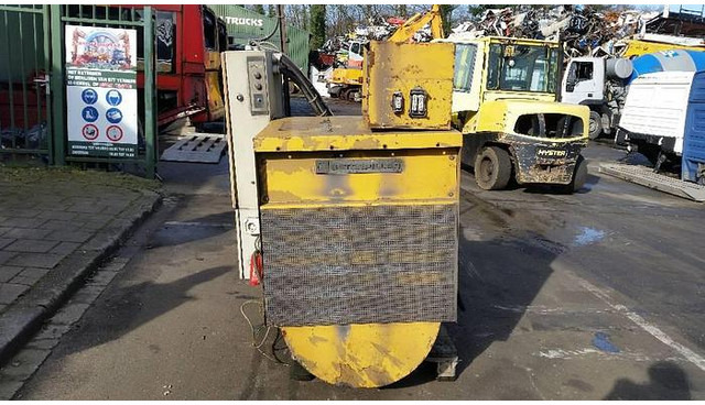 Cat SR 4 - Genset: gambar 3 Cat SR 4 - Genset: gambar 3