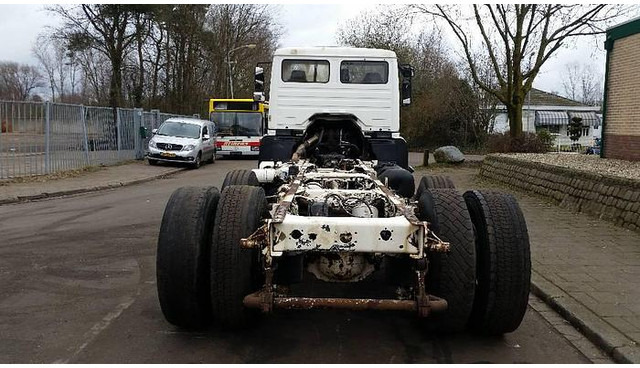 Mercedes-Benz 2524 L - Truk sasis: gambar 5 Mercedes-Benz 2524 L - Truk sasis: gambar 5