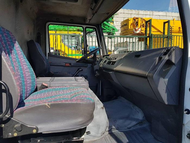 Derek bergerak Mercedes-Benz OM366 814: gambar 16