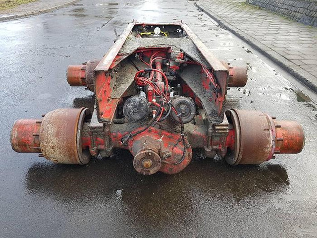 MAN F90 Boogie - Suku cadang: gambar 4 MAN F90 Boogie - Suku cadang: gambar 4